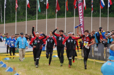 Die Sieger der Jukola 2012.