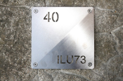Die Posten beim Bad Harzburger Festpostennetz sind aus Metall gearbeitet und mit speziellen Codes versehen.