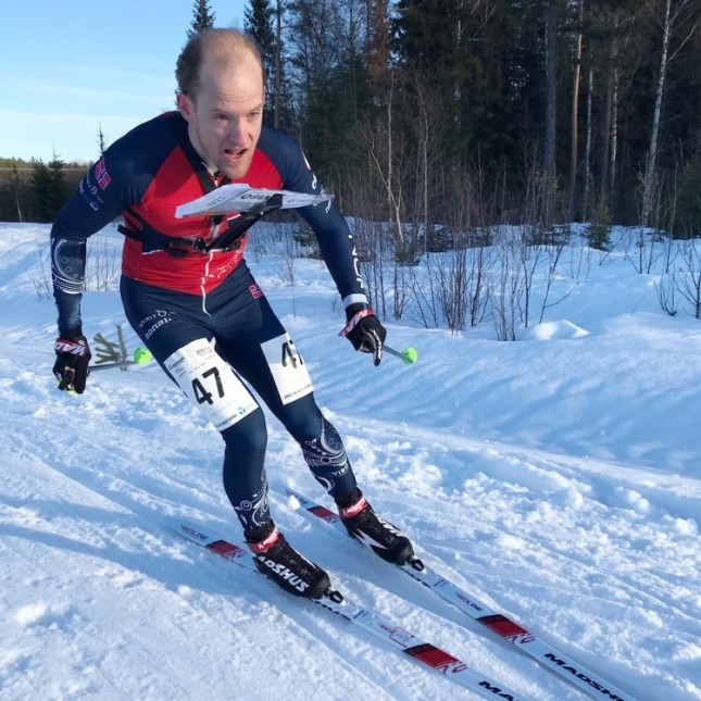 Lars Moholdt kommt mit dem norwegischen Team in der Staffel nicht an Russland vorbei.